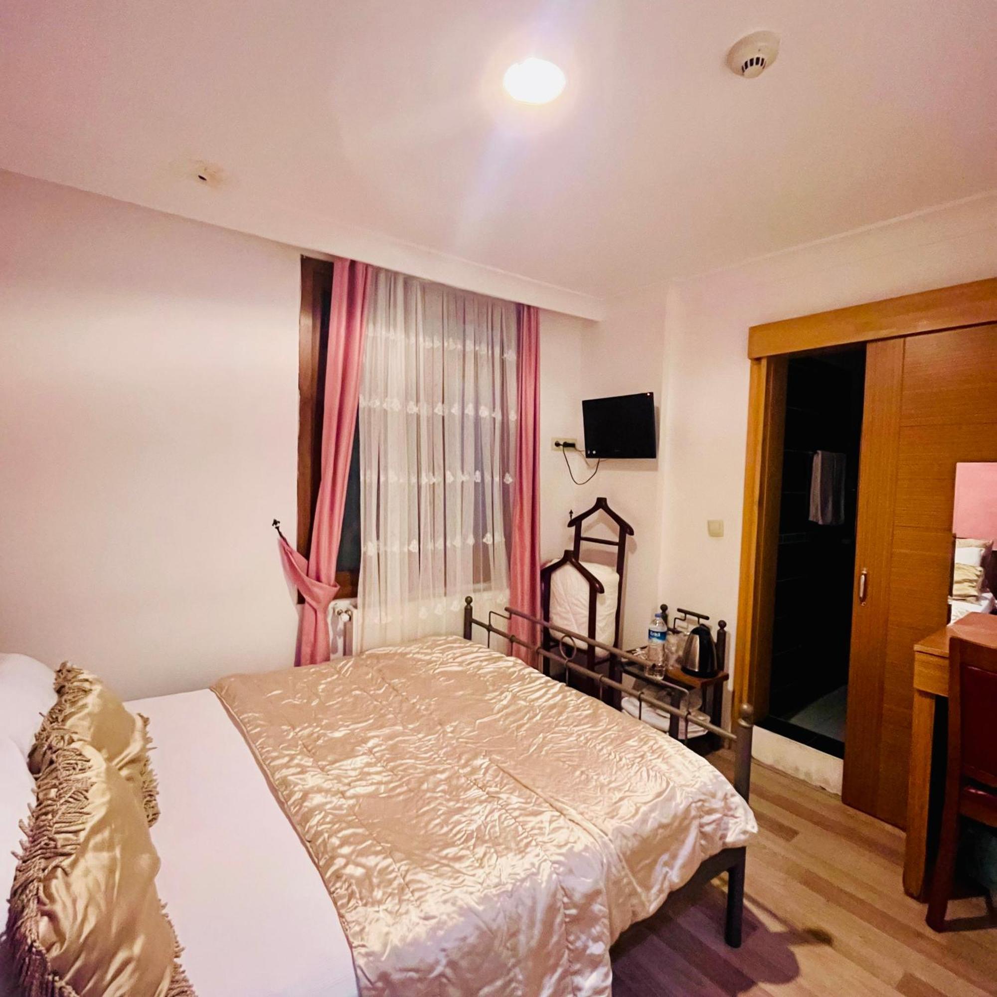 By Sukru Hotel 아달라르 외부 사진